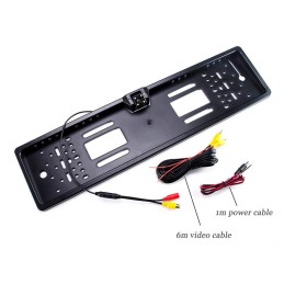 Zpětná kamera v rámečku SPZ den/noc