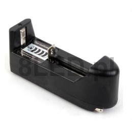 зарядно устройство за батерии 18650